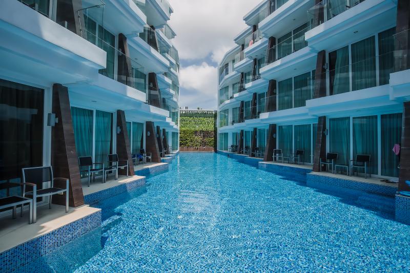 The beachfront 1 bedroom 
