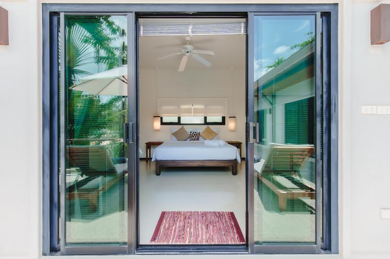 White Lily Pool Villa
