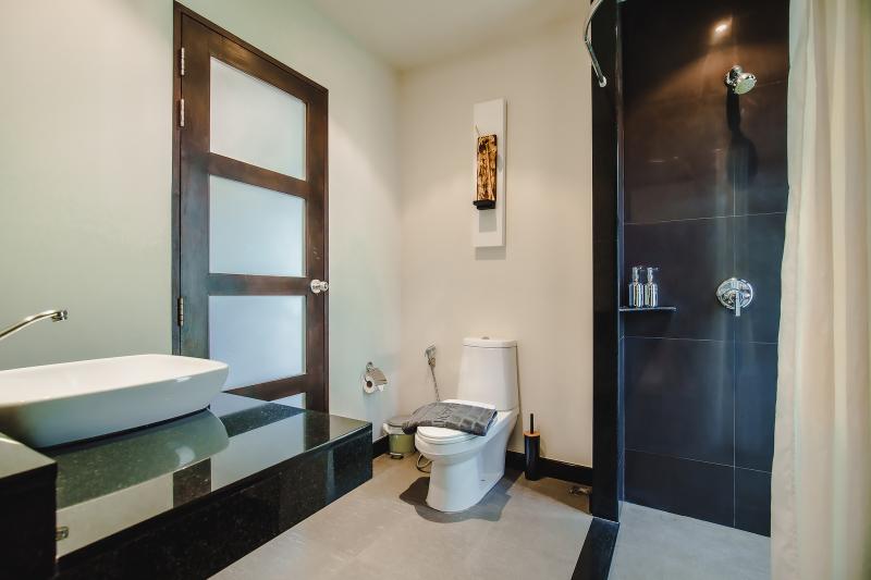 White Lily Pool Villa