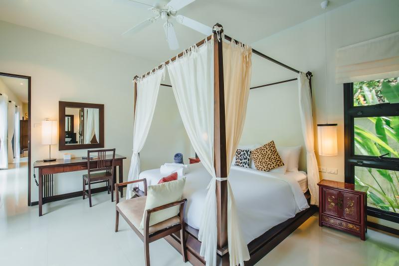 White Lily Pool Villa