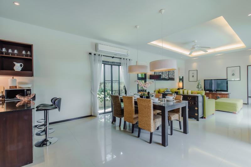 White Lily Pool Villa