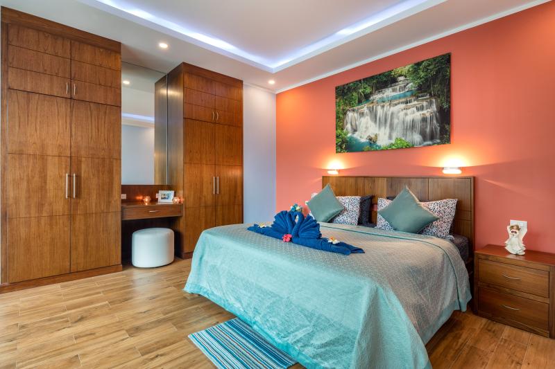 Modern  Pool Villa