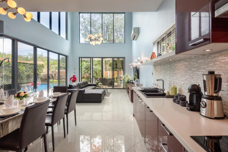 Modern  Pool Villa