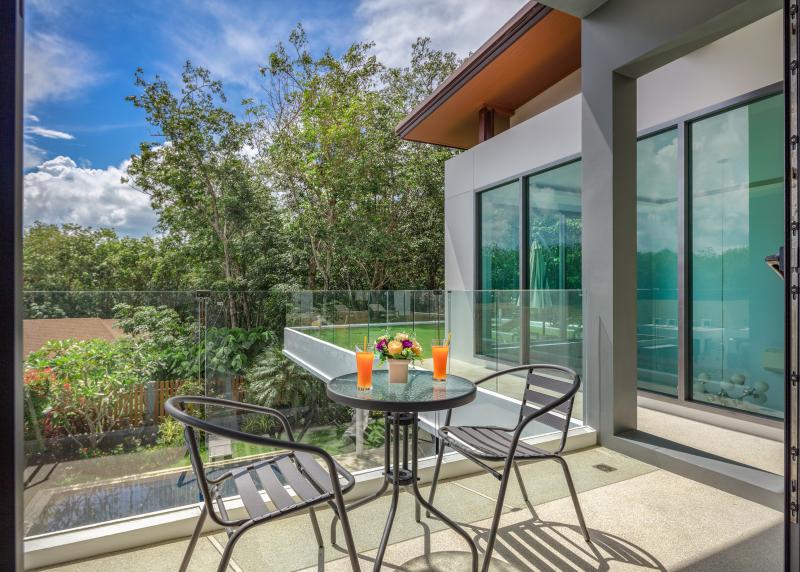 Modern  Pool Villa