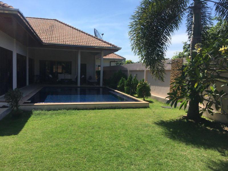 Kokyang 3 bedrooms cozy pool villa 