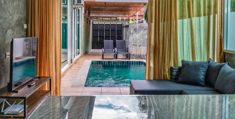 Lancelot pool villa