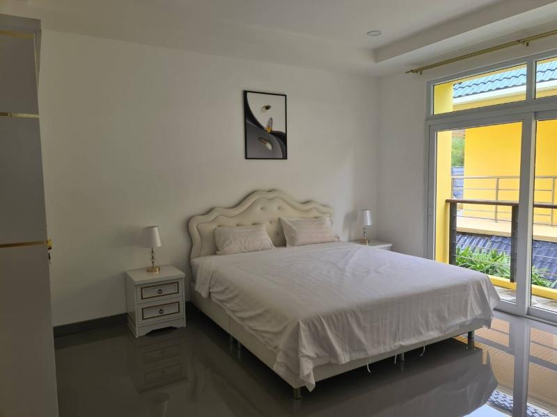 4 Bedroom pool villa