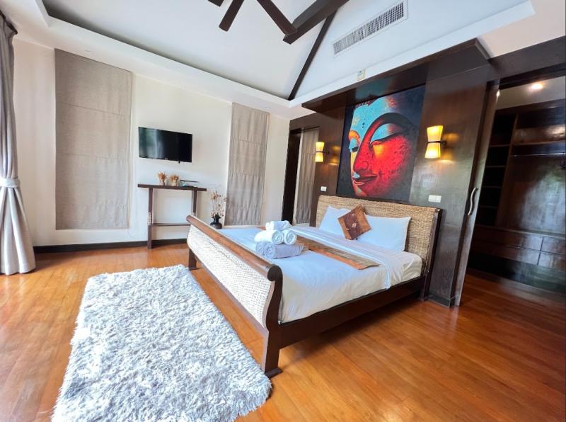 Eva Pool  Villa Rawai