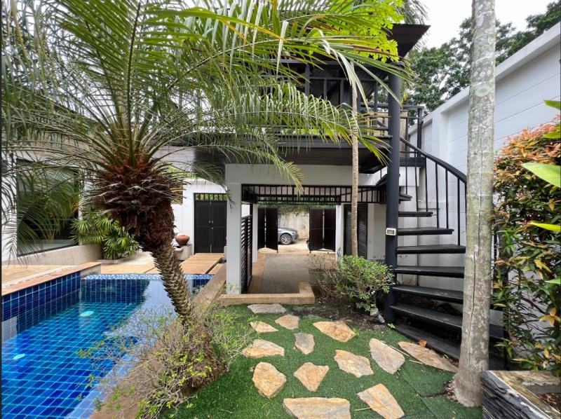 Eva Pool  Villa Rawai