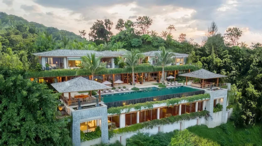 Mega Villa